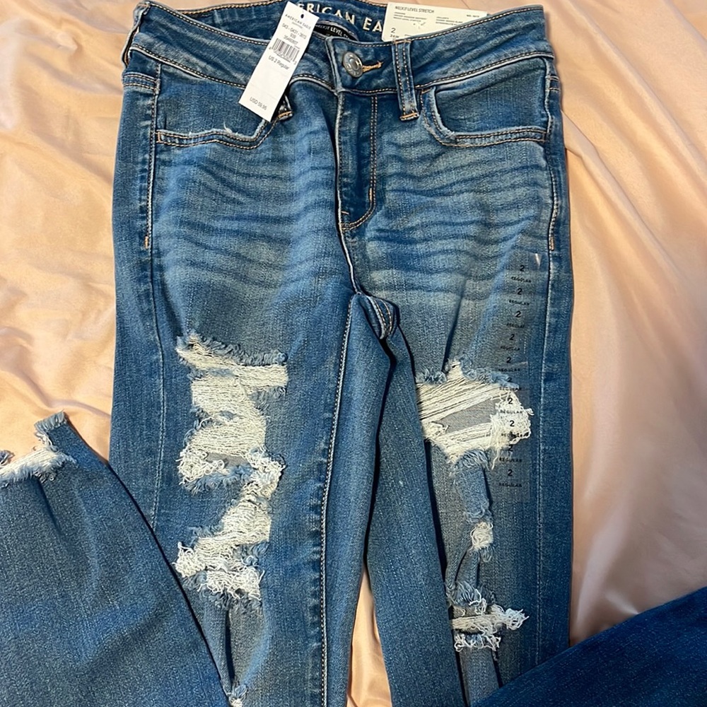 size 2 new with tags american eagle skinny jeans